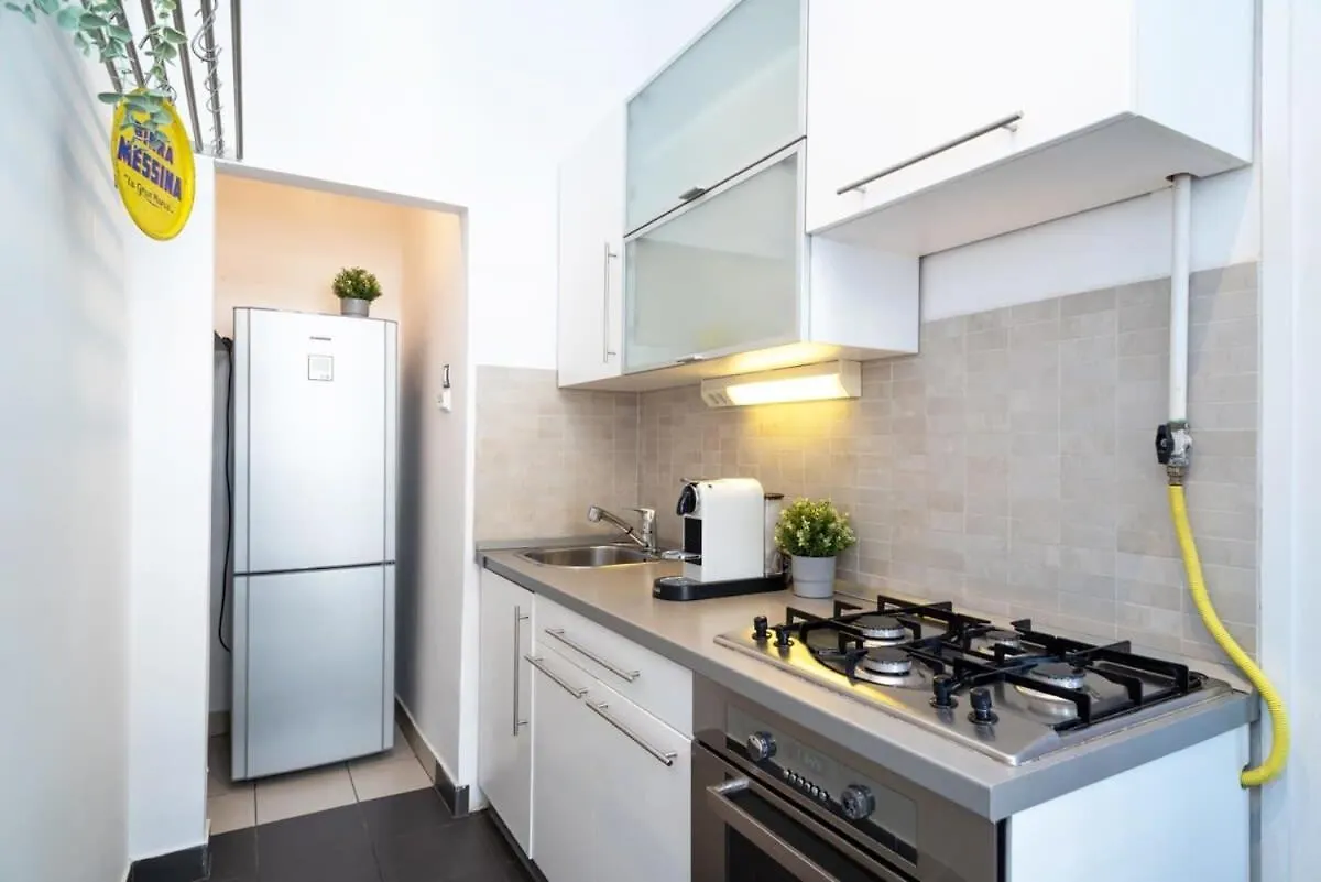 Lovely Downtown Apartment Close To The Basilica Budapest 0*,  Ungheria