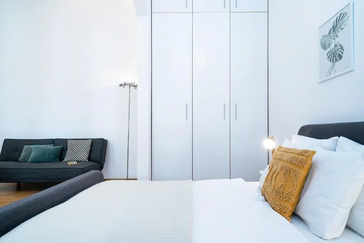 Lovely Downtown Apartment Close To The Basilica Budapest 0*,